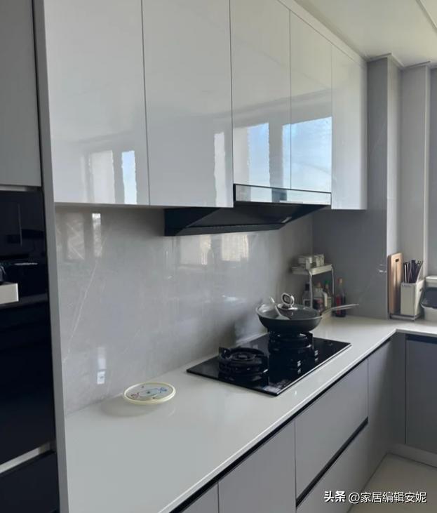 6 thiết kế nhà bếp "dành cho người lười" nhưng cực kỳ đáng làm: Giảm thời gian dọn dẹp, nấu ăn cũng nhàn hơn- Ảnh 4.