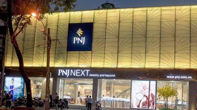 Trước khi SJC bị phát hiện sai phạm, lãnh đạo PNJ khẳng định: 100% kim cương nhập khẩu chính ngạch, không thu mua trôi nổi- Ảnh 1. Trước khi SJC bị phát hiện sai phạm, lãnh đạo PNJ khẳng định: 100% kim cương nhập khẩu chính ngạch, không thu mua trôi nổi- Ảnh 1.
