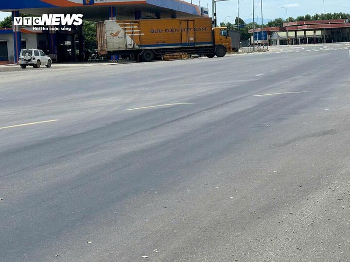 Cận cảnh dự án đường gần 1,4km hơn 100 tỷ chưa bàn giao đã lún ở Huế- Ảnh 8.