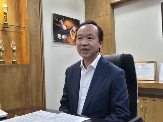 Trước khi SJC bị phát hiện sai phạm, lãnh đạo PNJ khẳng định: 100% kim cương nhập khẩu chính ngạch, không thu mua trôi nổi- Ảnh 2. Trước khi SJC bị phát hiện sai phạm, lãnh đạo PNJ khẳng định: 100% kim cương nhập khẩu chính ngạch, không thu mua trôi nổi- Ảnh 2.