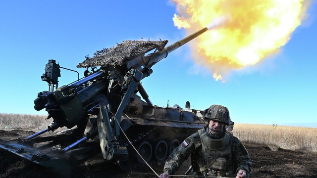Quân Ukraine rút vội khỏi Malaya Slobodka - Báo Nga phủ nhận tin Kremlin huy động 38 vạn binh, tiến về Kiev trong 1,5 giờ- Ảnh 2.
