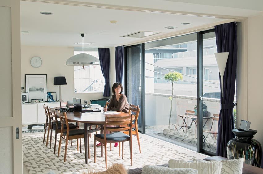 Cùng 3 tỷ đồng, nên mua căn rộng hơn hay nhà gần siêu thị? Có con nhỏ mới hiểu lựa chọn nào đáng tiền hơn - Ảnh 3.
