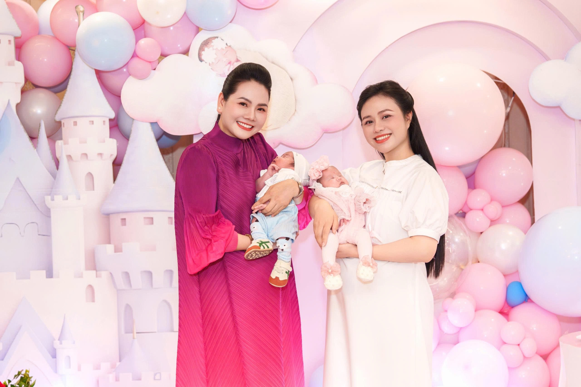 Nữ ca sĩ 36 tuổi vừa được thăng quân hàm Thiếu tá trước niên hạn: Là giảng viên âm nhạc, từng được Bộ Quốc phòng tặng bằng khen - Ảnh 1.