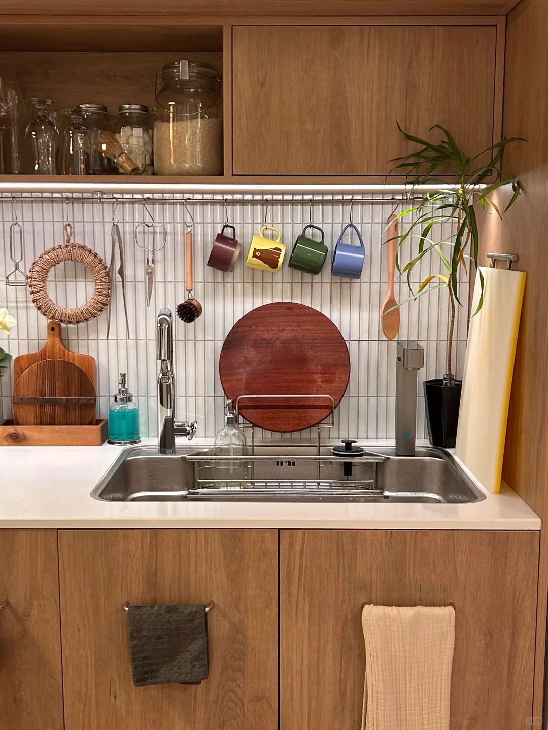 Căn hộ 35m² ngập tràn cây xanh của chàng trai độc thân - Ảnh 7.