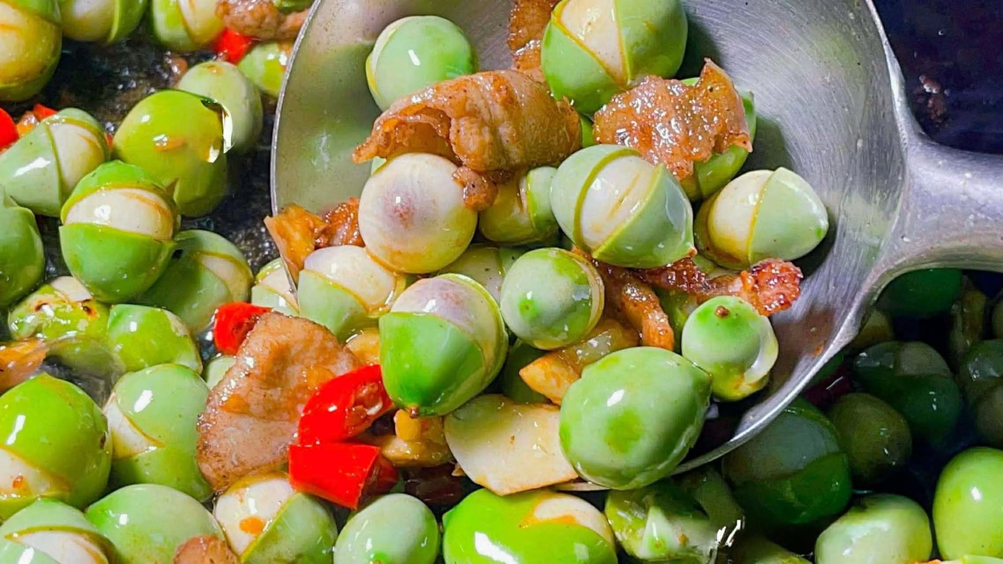 Món ăn này cực mới lạ, chắc chắn bạn chưa từng thử: Nấu dễ, giòn ngon lại thanh nhiệt giải độc, bổ tim và giúp ngủ ngon - Ảnh 4.