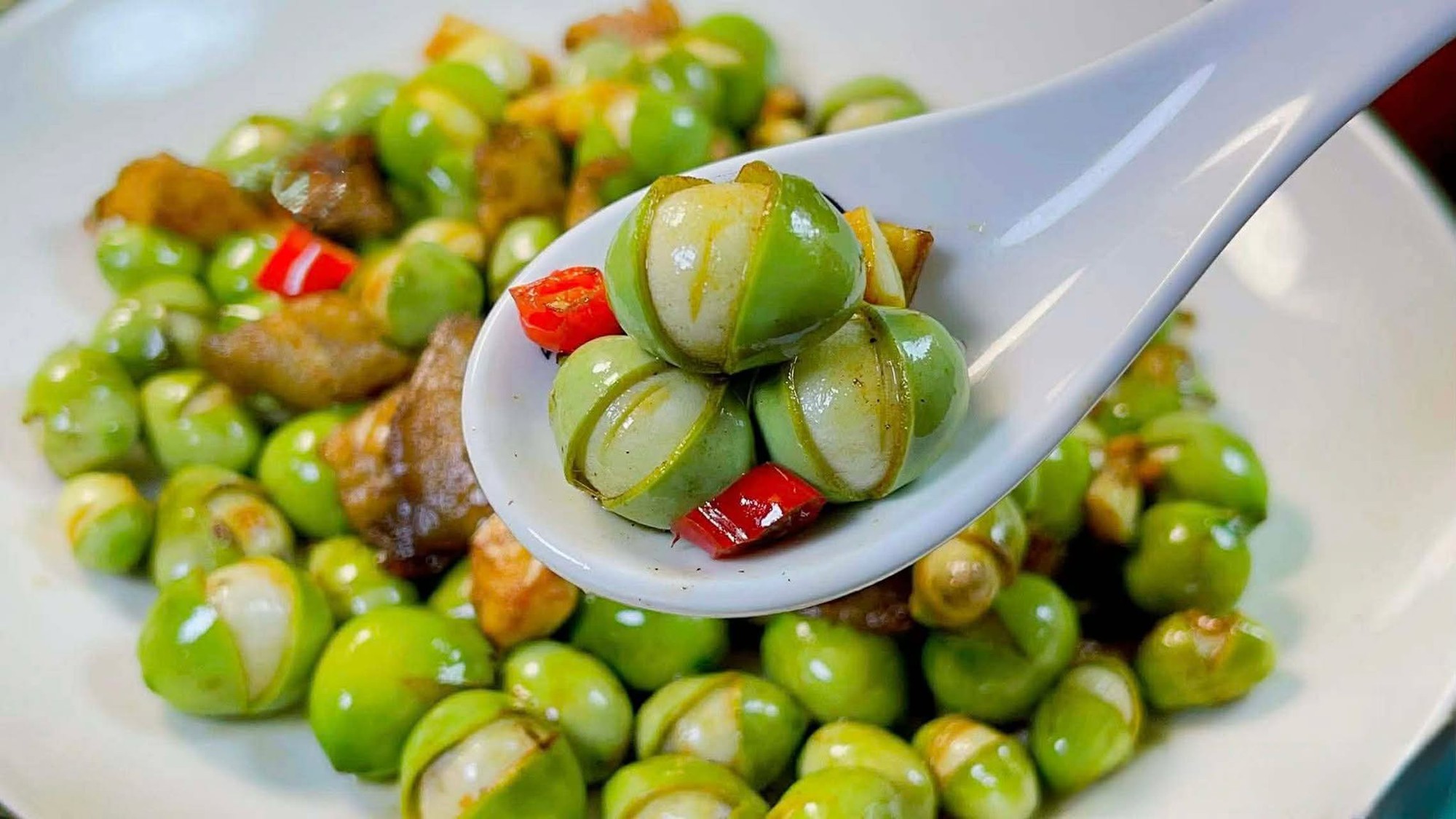 Món ăn này cực mới lạ, chắc chắn bạn chưa từng thử: Nấu dễ, giòn ngon lại thanh nhiệt giải độc, bổ tim và giúp ngủ ngon - Ảnh 7.