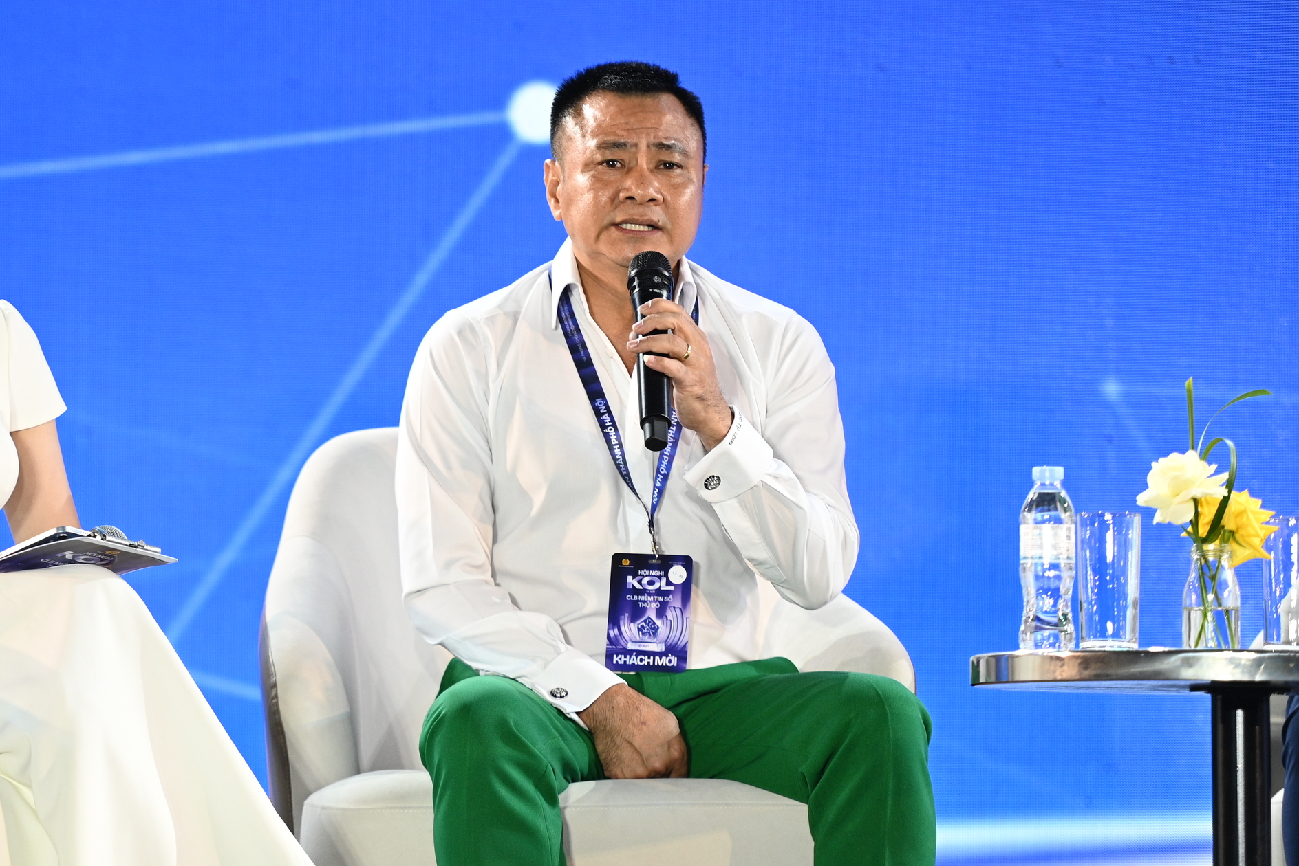 Phó Chủ tịch Đỗ Quang Vinh, doanh nhân Hannah Olala, MC Khánh Vy và các nhà sáng tạo nội dung tham gia Hội nghị KOL và Lễ ra mắt CLB Niềm tin số Thủ đô- Ảnh 1.