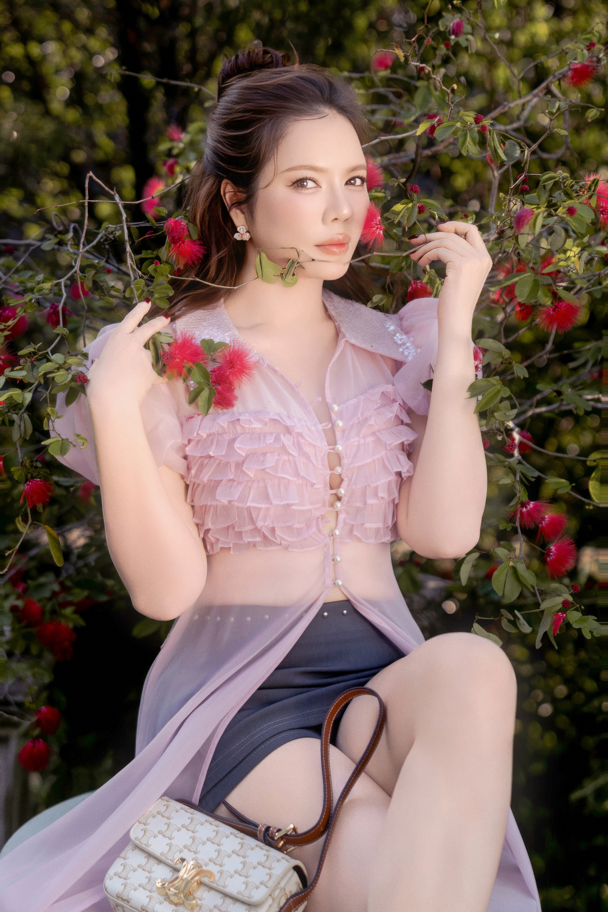 Phú bà kim cương showbiz: "Tôi sẽ sớm công bố" - Ảnh 2.
