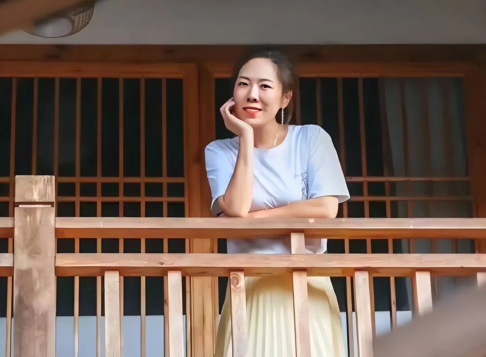 Cô giáo từng gây bão MXH với lá đơn nghỉ việc 10 chữ, 11 năm sau vỡ mộng, hôn nhân cũng khép lại- Ảnh 5.