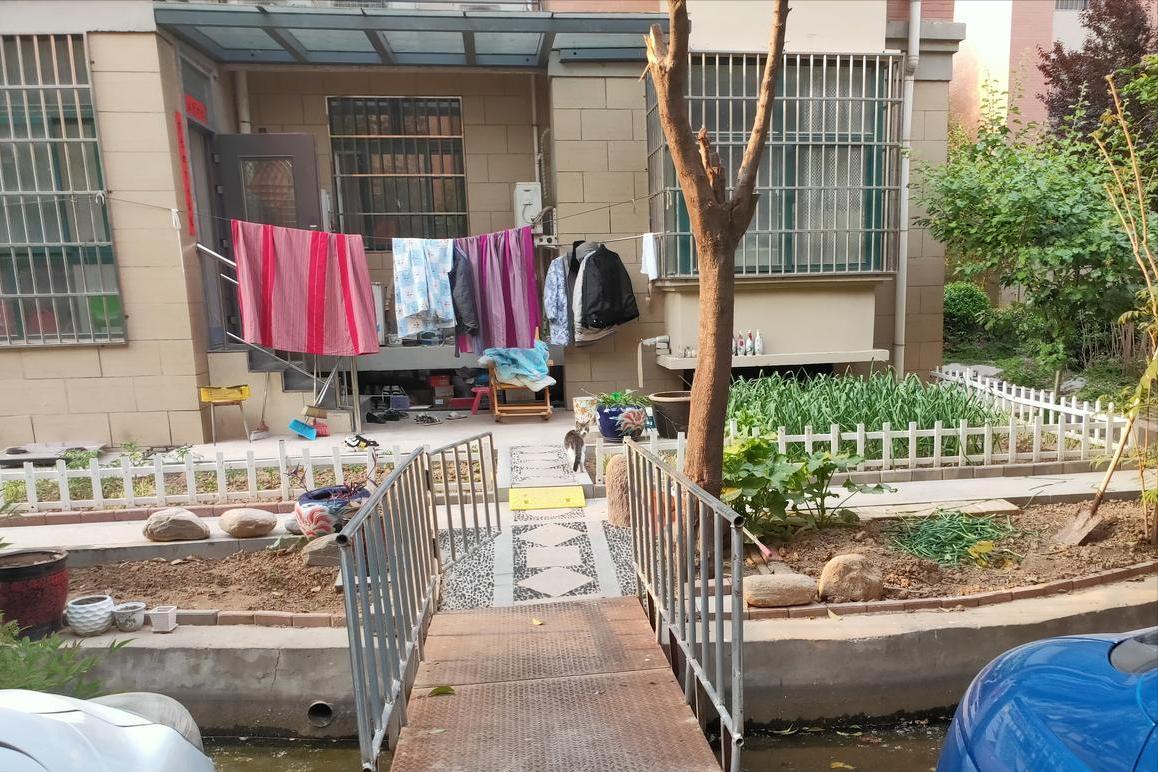 Bỏ hơn 1,8 tỷ đồng mua căn hộ tầng trệt có sân cho bố mẹ dưỡng già, tôi không ngờ chỉ sau chưa đầy 2 năm cả nhà đều hối hận- Ảnh 3.