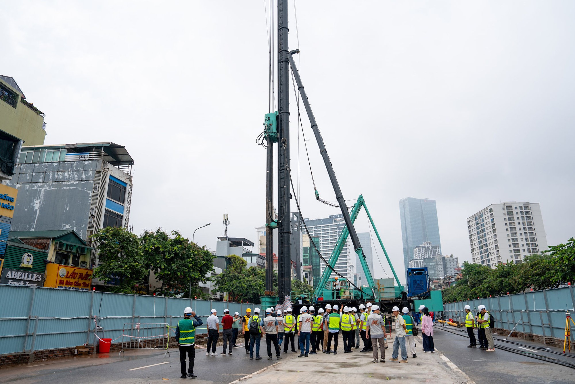 Khởi công Ga S1 Quần Ngựa, mở rộng thi công đồng bộ tuyến metro số 5- Ảnh 1.