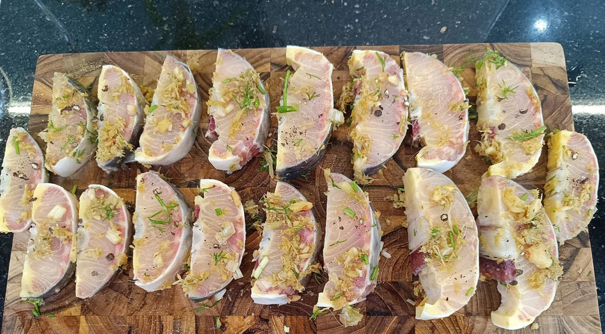 Loại cá có vẻ ngoài xấu xí nhưng lại là "kho báu dinh dưỡng": Thịt dày, ít tanh, giàu omega-3- Ảnh 1.