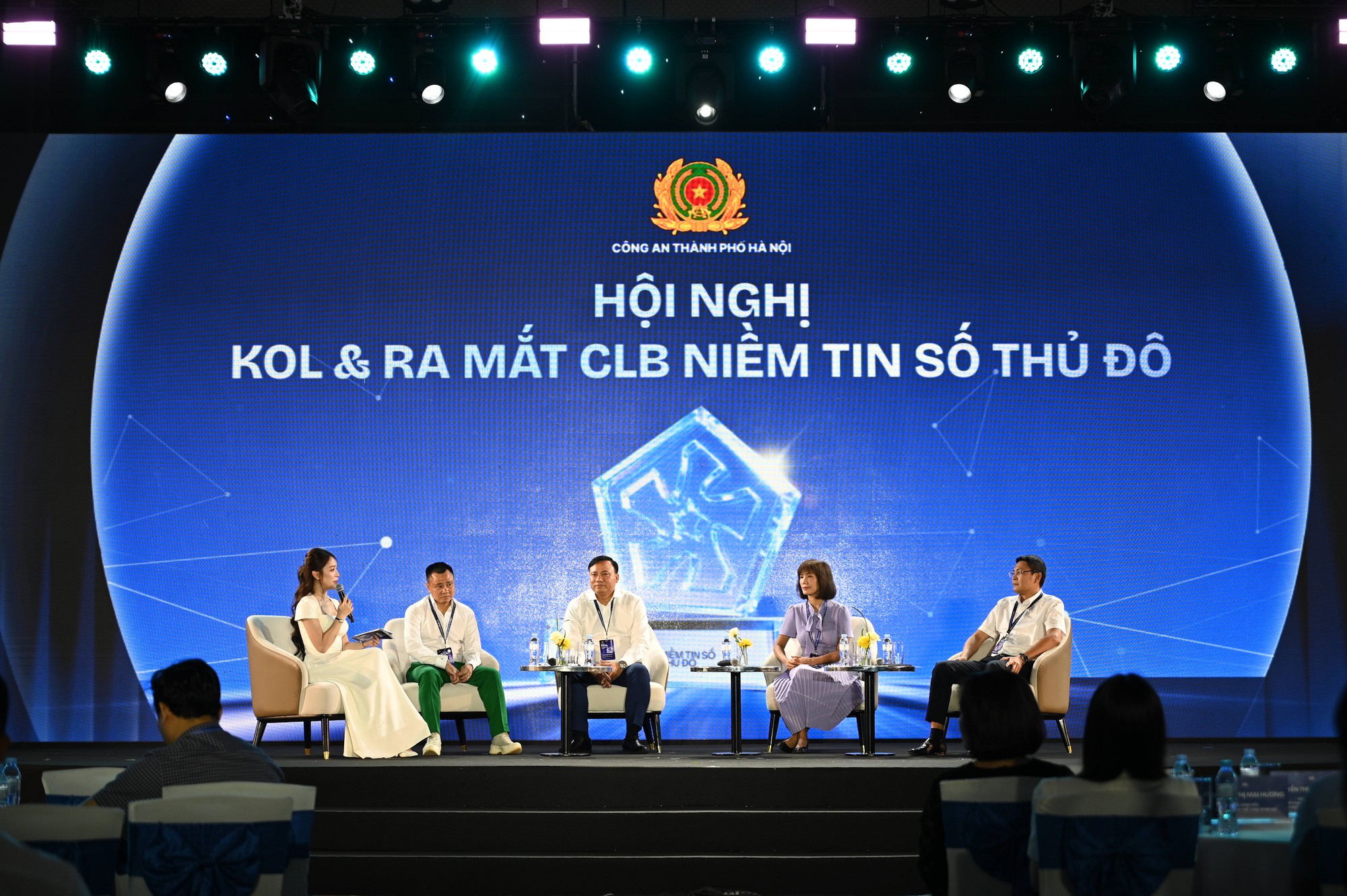 Hà Nội khai mạc Hội nghị KOL & ra mắt CLB Niềm tin số Thủ đô- Ảnh 4.