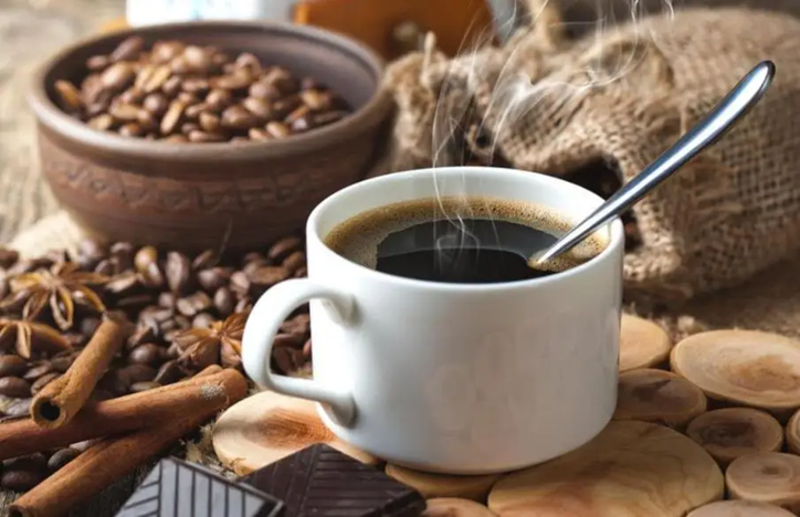 Uống cà phê mỗi ngày, sau 6 tháng người đàn ông 60 tuổi nhận kết quả bất ngờ - Ảnh 2.