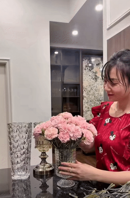 Mẹ ở Hà Nội có căn bếp lúc nào cũng gọn như mới: Chỉ nhờ 3 nguyên tắc "giấu đồ", việc nấu nướng và dọn dẹp nhẹ tênh- Ảnh 18.