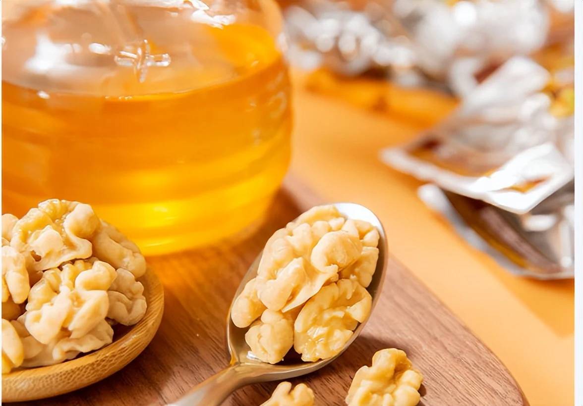 Loại hạt được ví như "món ăn vặt vàng" cho thận: Ăn đúng cách có thể giúp giảm viêm, hỗ trợ phòng bệnh mạn tính- Ảnh 4.