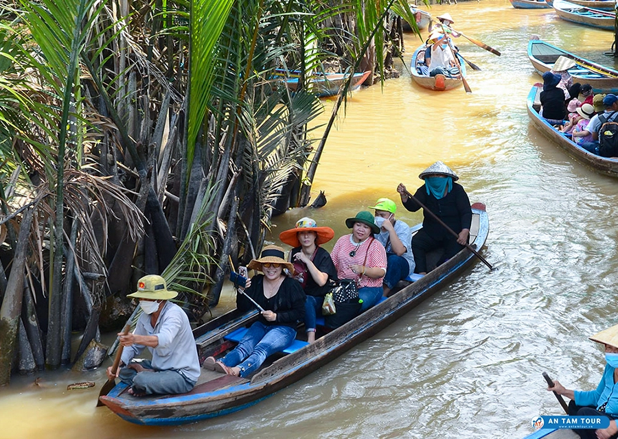 Cũng là cù lao nhưng không có biển, nơi này chỉ cách TP.HCM chưa tới 100km: Cực hút khách Ấn Độ, Malaysia - Ảnh 3.