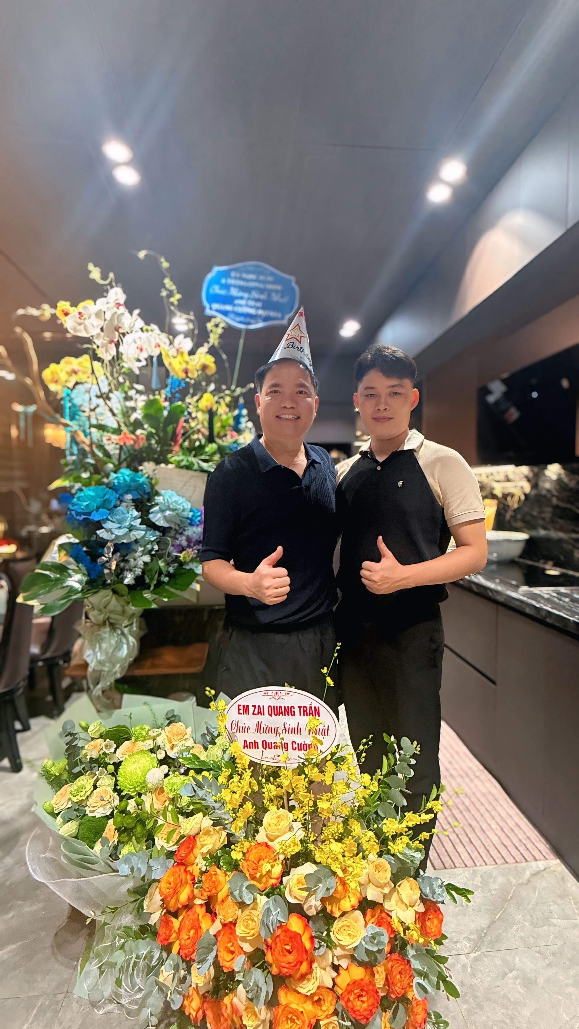 Bầu show Quang Cường đón tuổi 50, nhận quà mừng 500 triệu đồng - Ảnh 7.