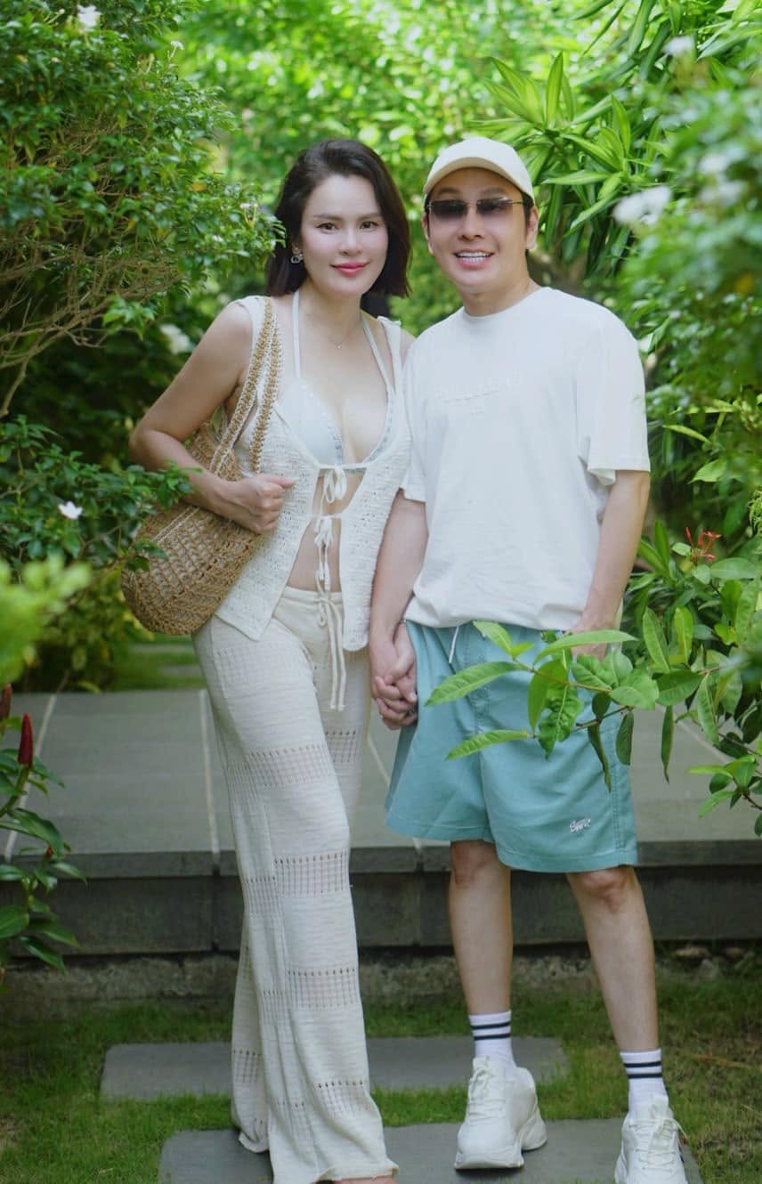 Đại gia có 3 con riêng, quê Vĩnh Long, SN 1979 đính hôn với nam NSƯT đình đám, U50 sinh con thứ 4  - Ảnh 1.