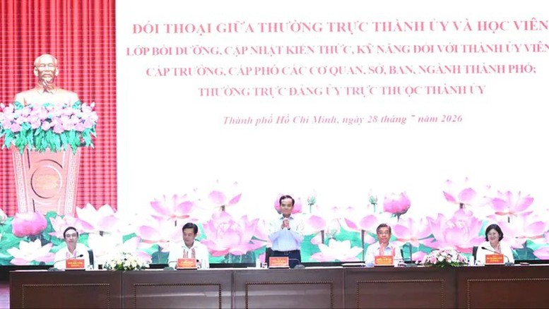 Bí thư Thành ủy TPHCM thông tin về việc tiếp tục sắp xếp xã, phường- Ảnh 1.