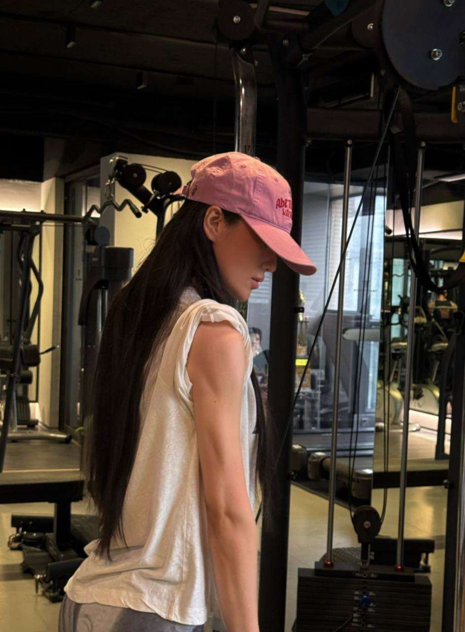 55 triệu người đứng hình khi tình địch Phạm Băng Băng diện bikini, 39 tuổi body vẫn đỉnh nhờ đâu?- Ảnh 10.