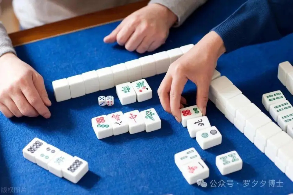 WHO đưa ra 12 khuyến nghị giúp giảm nguy cơ sa sút trí tuệ: Không chỉ là chuyện của tuổi già - Ảnh 2.