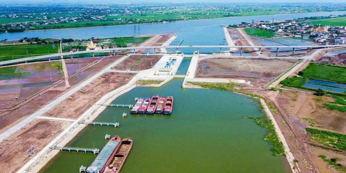 Phải phá đi xây lại sau 8 tháng nhưng công trình 2.500 tỷ đồng hiện đại nhất Việt Nam vẫn tạo kỳ tích lớn - Ảnh 1.