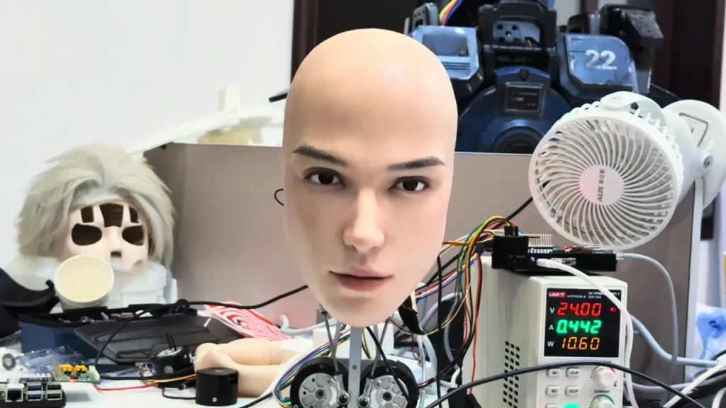 Chuyện ngược đời không tưởng: Tạo robot quá giống người thật, một công ty Trung Quốc gây tranh cãi dữ dội- Ảnh 2.