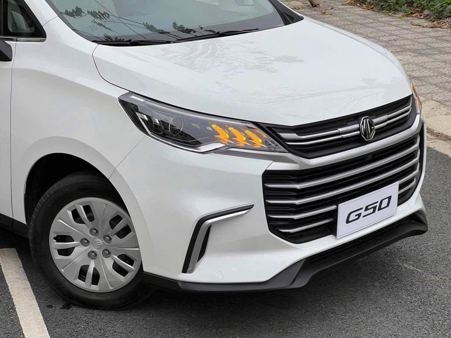 MPV rẻ nhất Việt Nam là đây: Giá thực tế chỉ từ 395 triệu đồng, lớn hơn Innova Cross, thêm lựa chọn giá 'dễ thở' cho dân dịch vụ- Ảnh 5. MPV rẻ nhất Việt Nam là đây: Giá thực tế chỉ từ 395 triệu đồng, lớn hơn Innova Cross, thêm lựa chọn giá 'dễ thở' cho dân dịch vụ- Ảnh 5.