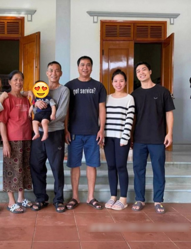 Căn nhà ở quê của Công Phượng - Ảnh 8.