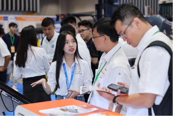 Giải pháp kho tự động Vinatech Group trở thành tâm điểm trải nghiệm tại VILOG 2026 - Ảnh 3.