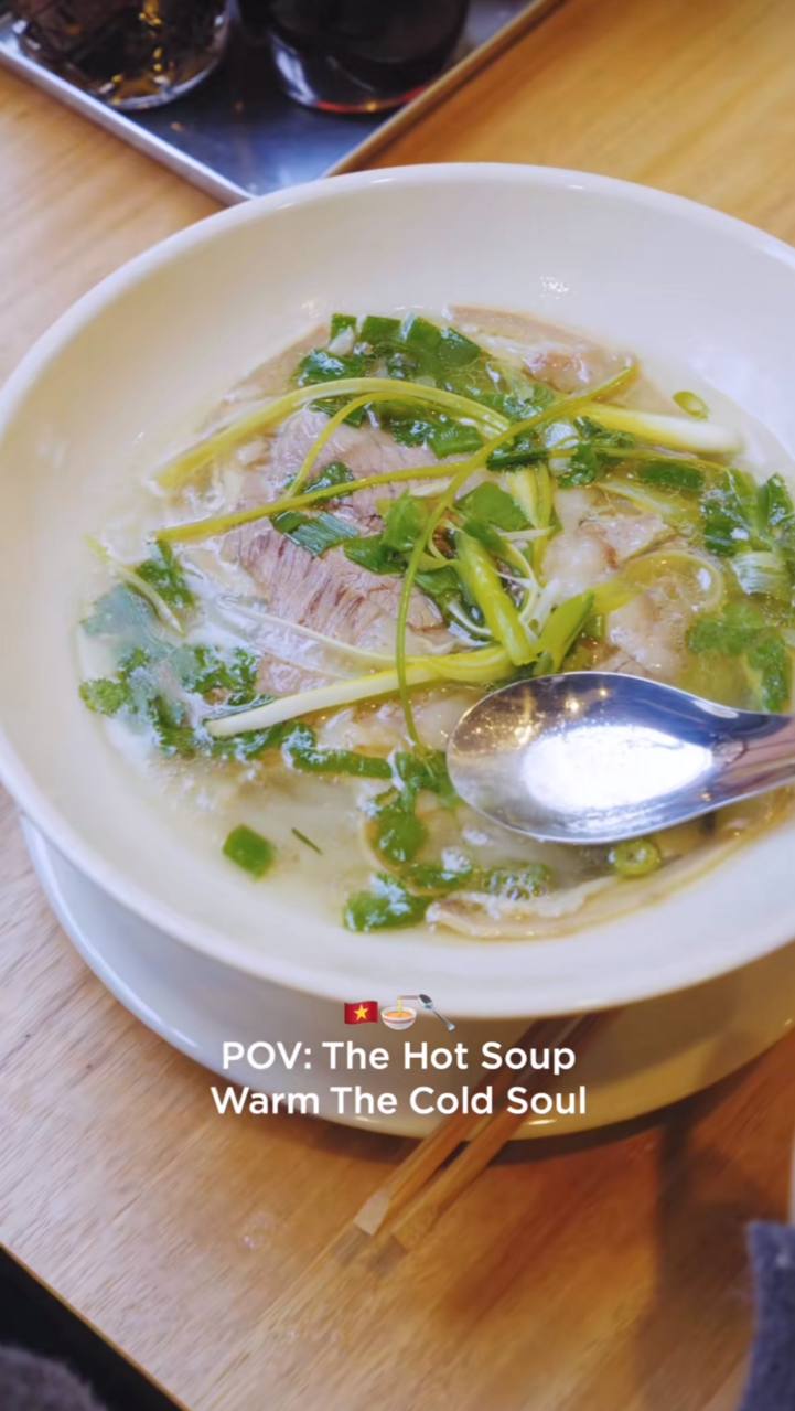 Đã rõ lý do Phở Bát Đàn đóng cửa suốt 1 tháng, hóa ra ông bà chủ âm thầm sang Tây mở luôn chi nhánh hoành tráng- Ảnh 14.