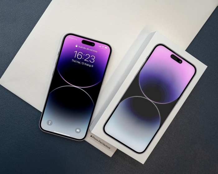 2 chiếc iPhone cũ đang giảm giá mạnh nhất lúc này - Ảnh 2.