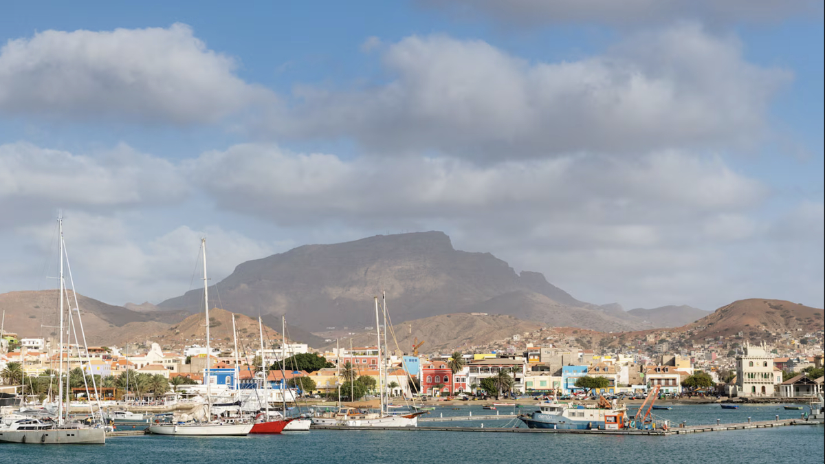 Màn quảng bá quốc gia chưa từng có trong lịch sử World Cup: Cả thế giới phải tìm kiếm Cape Verde trên bản đồ- Ảnh 5.