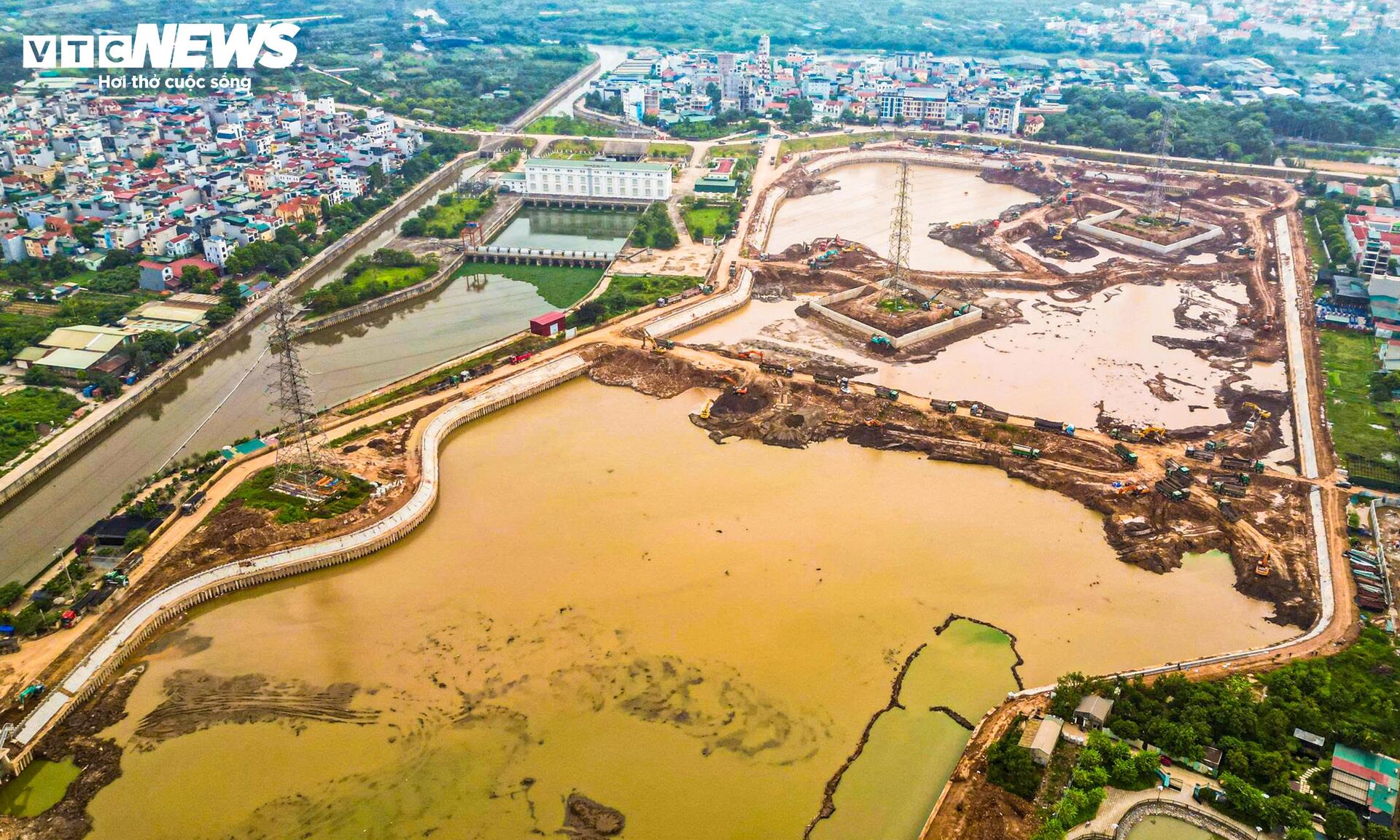 Hà Nội đưa vào vận hành nhiều công trình chống ngập trước mùa mưa- Ảnh 2.
