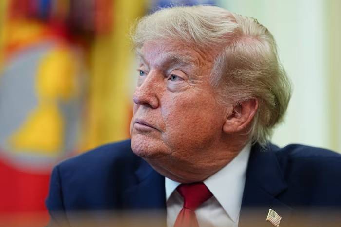 Ông Trump nói không có gì sai trái với 1,2 tỷ USD lợi nhuận từ tiền số - Ảnh 1.