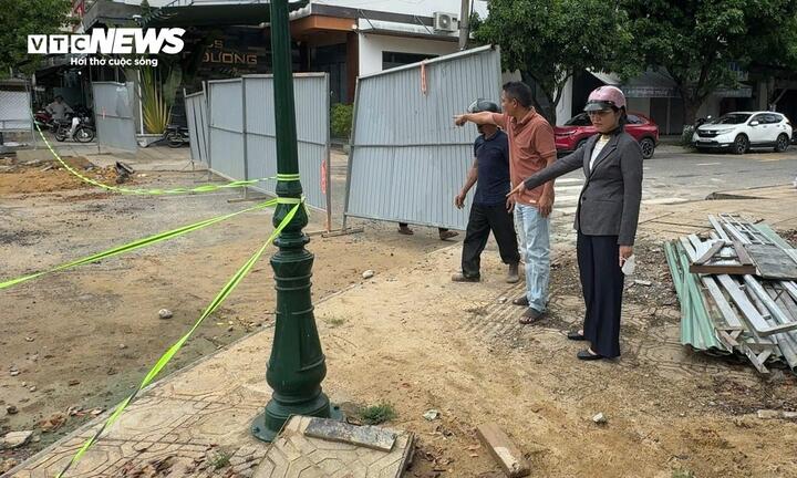 Cảnh ngổn ngang tại dự án mương ngầm thoát nước hàng trăm tỷ thi công 'rùa bò'- Ảnh 5.
