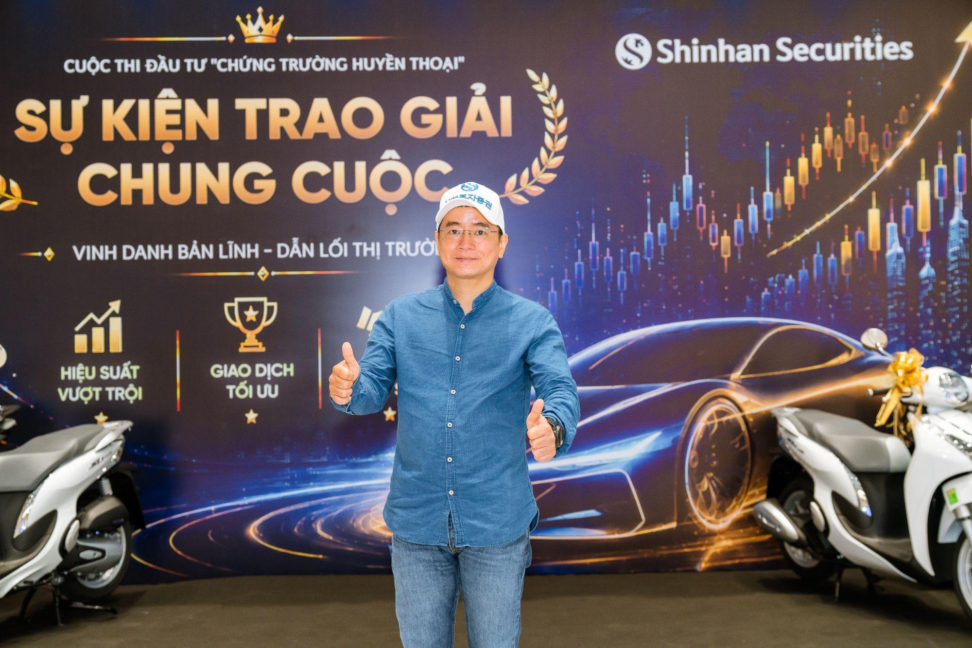 Khoảnh khắc nhận VinFast VF3 và điều Quán quân Chứng Trường Huyền Thoại 2026 tiết lộ - Ảnh 4.