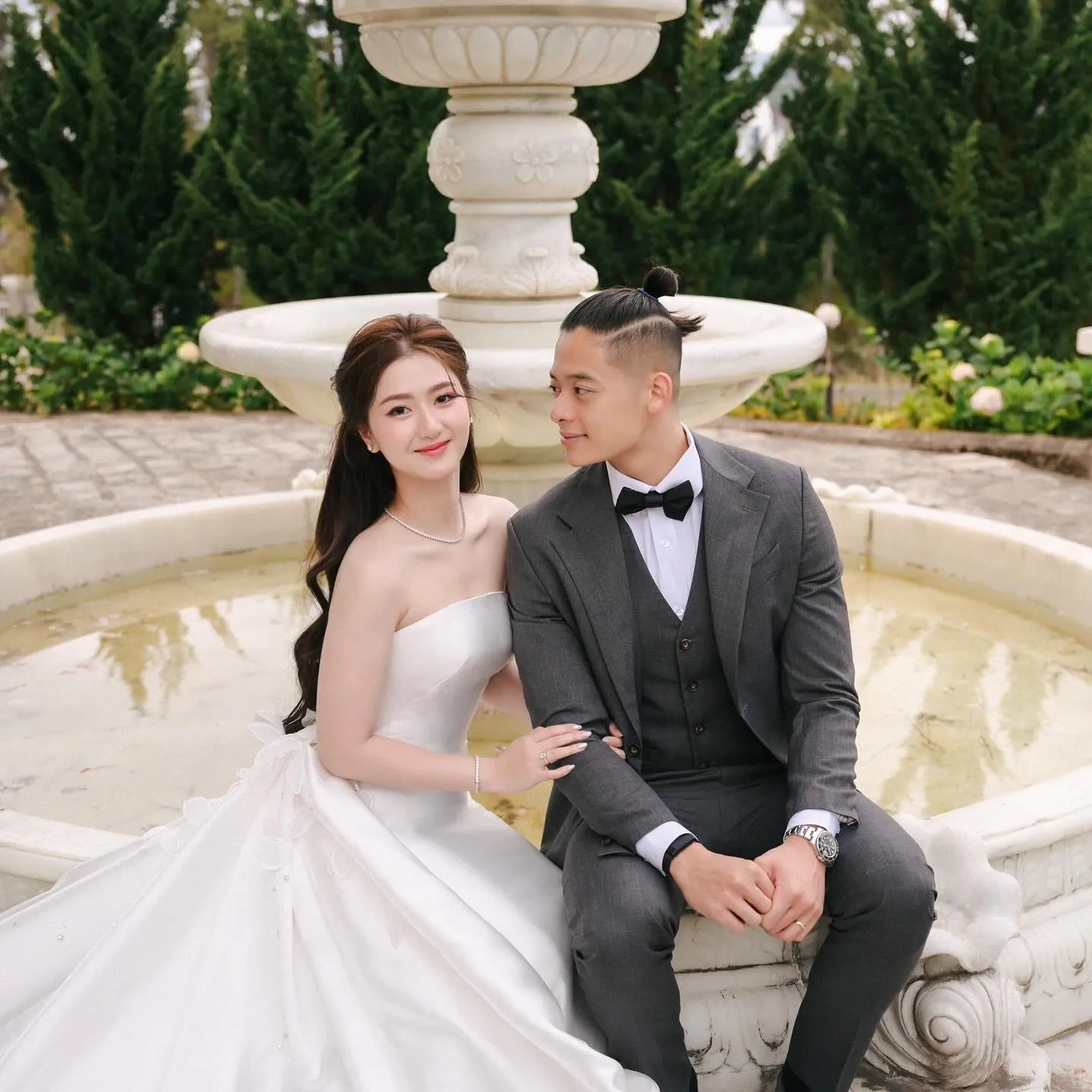 Tiểu thư Hà thành cưới chồng thạc sĩ: Sống trong penthouse 3 tầng, sang mà không phô, đẳng cấp hiện rõ trong từng góc nhà- Ảnh 1.