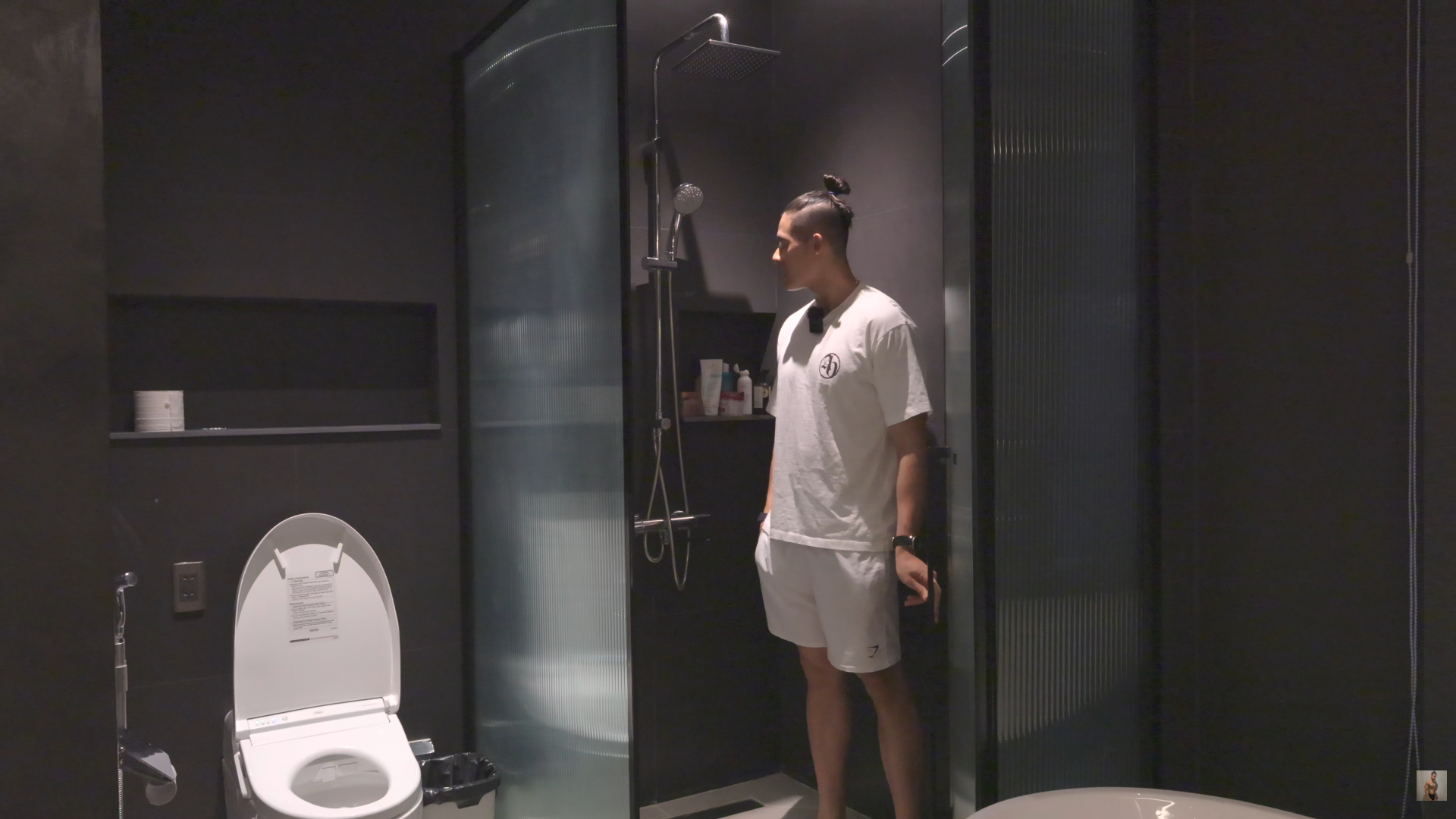 Tiểu thư Hà thành cưới chồng thạc sĩ: Sống trong penthouse 3 tầng, sang mà không phô, đẳng cấp hiện rõ trong từng góc nhà- Ảnh 14.