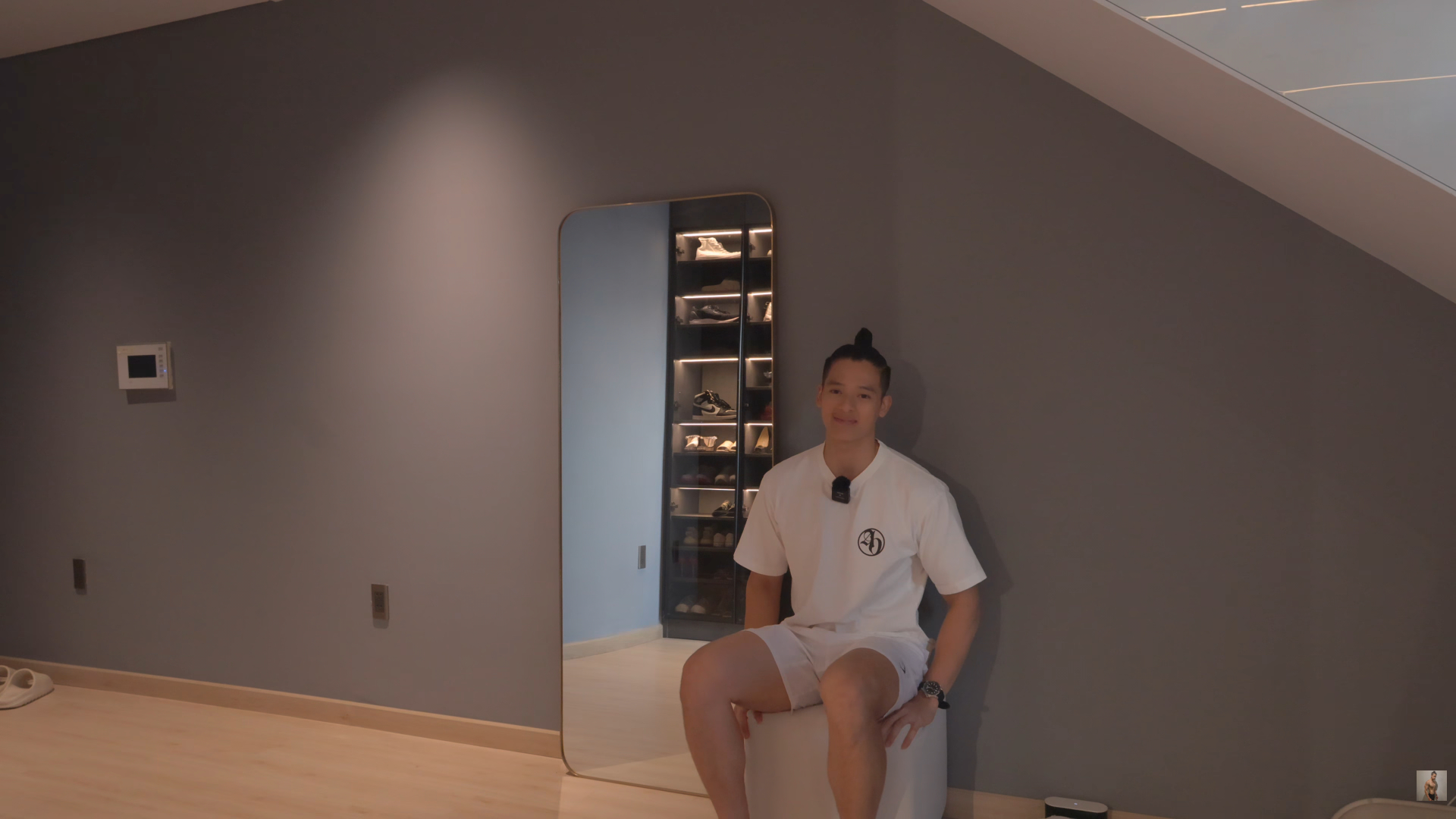 Tiểu thư Hà thành cưới chồng thạc sĩ: Sống trong penthouse 3 tầng, sang mà không phô, đẳng cấp hiện rõ trong từng góc nhà- Ảnh 3.