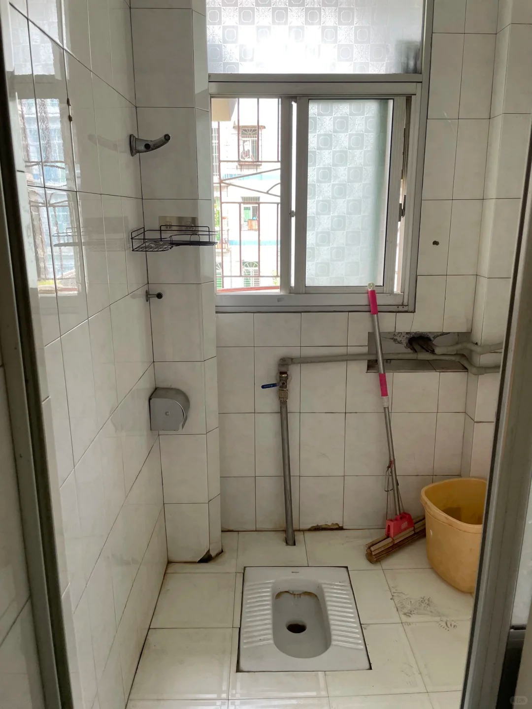 Không phải công chúa nhưng sống trong "lâu đài cổ tích" 90m2, ghế ngồi 12 triệu/chiếc - Ảnh 13.