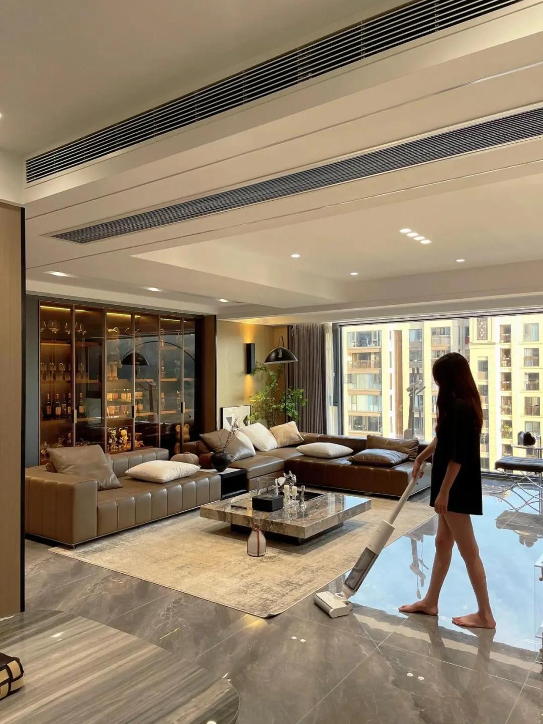 Sau một năm bỏ phố về quê, tôi nhận ra: Quyết định tài chính đúng không phải lúc nào cũng là kiếm nhiều tiền hơn - Ảnh 1.
