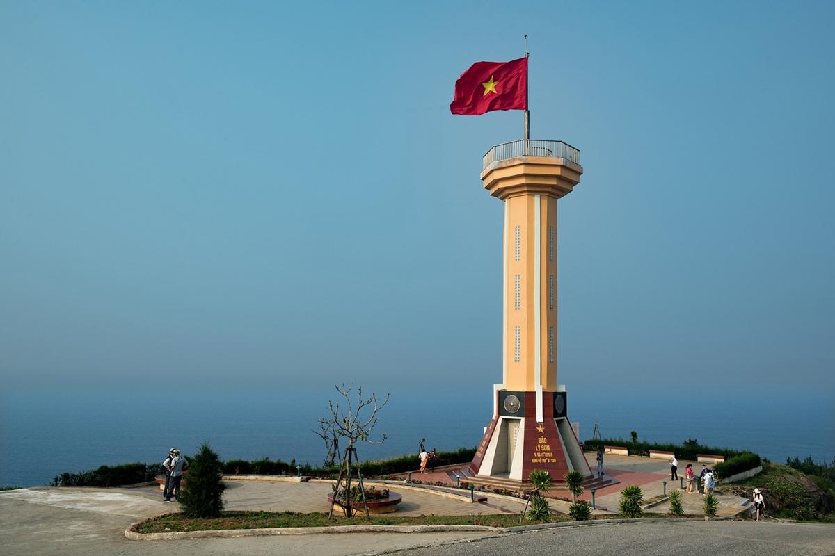 Đảo được mệnh danh là 'Jeju của Việt Nam': Rộng hơn 10km², sở hữu hệ thống núi lửa cổ hàng triệu năm tuổi - Ảnh 2.