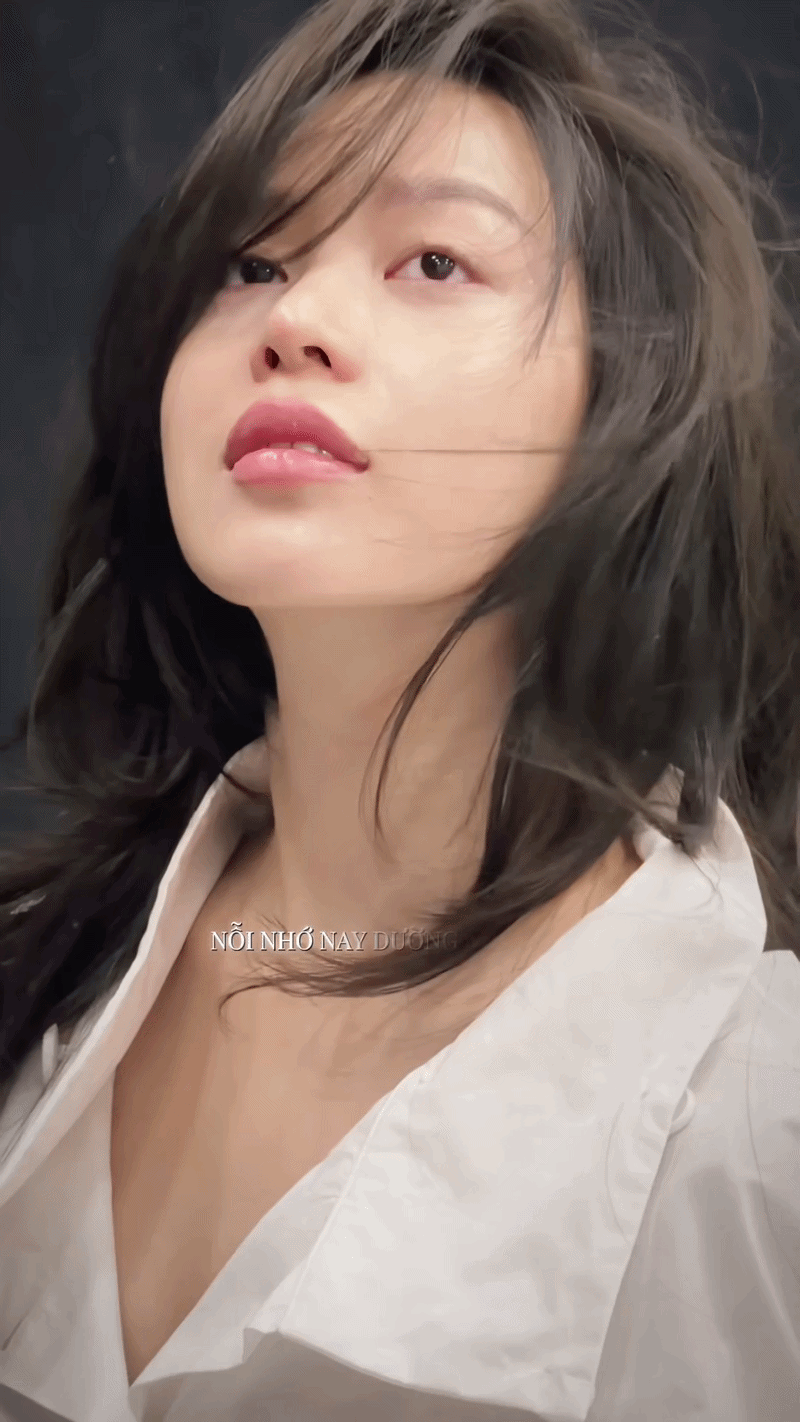 Mỹ nữ rơi lệ khiến 3 triệu người muốn che chở: Nhan sắc ngọt ngào trong trẻo, gu thời trang được khen không ngớt- Ảnh 1.