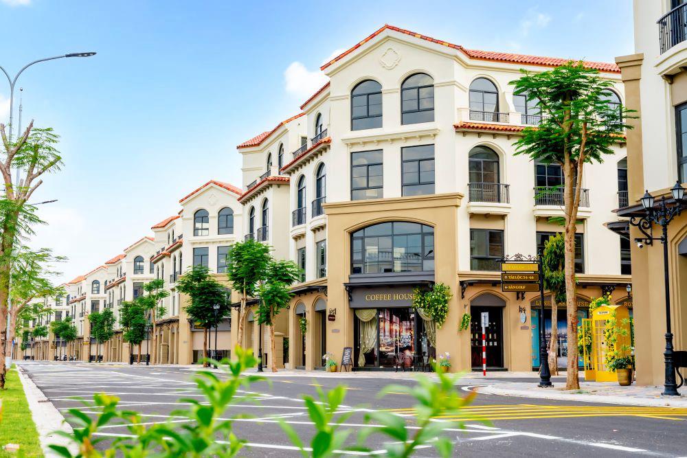 Shophouse kiến trúc Ý tại Royal Boulevard: Dự án được giới đầu tư săn lùng - Ảnh 1.