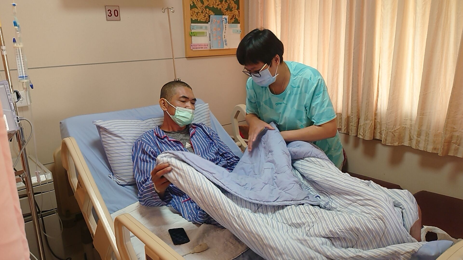 Người đàn ông 52 tuổi mắc ung thư gan: Thà nhịn đói còn hơn ăn 4 loại bữa sáng này- Ảnh 1.