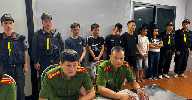 Bắt tạm giam Chi cục trưởng Chi cục Chăn nuôi và Thú y vùng I cùng 5 cấp dưới trong chuyên án 1.000 tỷ đồng- Ảnh 1.