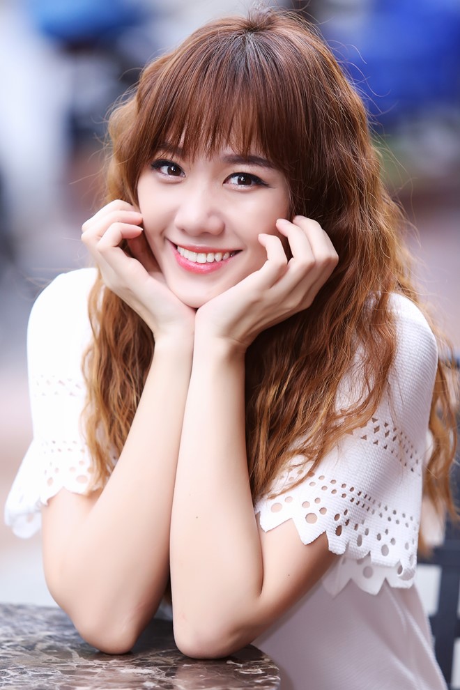 Việt Nam có ca sĩ đẹp trong trẻo như "tình đầu quốc dân", lấy chồng đại gia nghìn tỷ rồi nghỉ ca hát- Ảnh 3. Việt Nam có ca sĩ đẹp trong trẻo như "tình đầu quốc dân", lấy chồng đại gia nghìn tỷ rồi nghỉ ca hát- Ảnh 3.