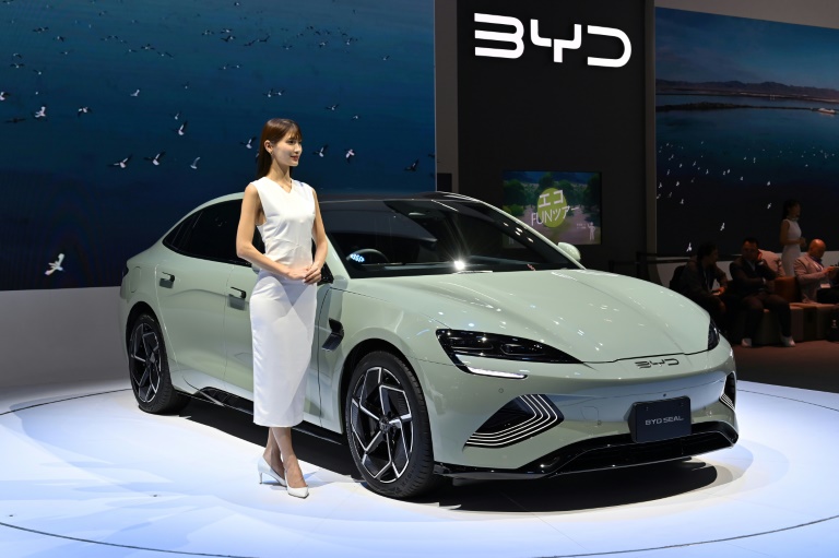 Mỹ có thể buộc phải mở cửa thị trường cho xe điện Trung Quốc, vì một lý do - Ảnh 2.